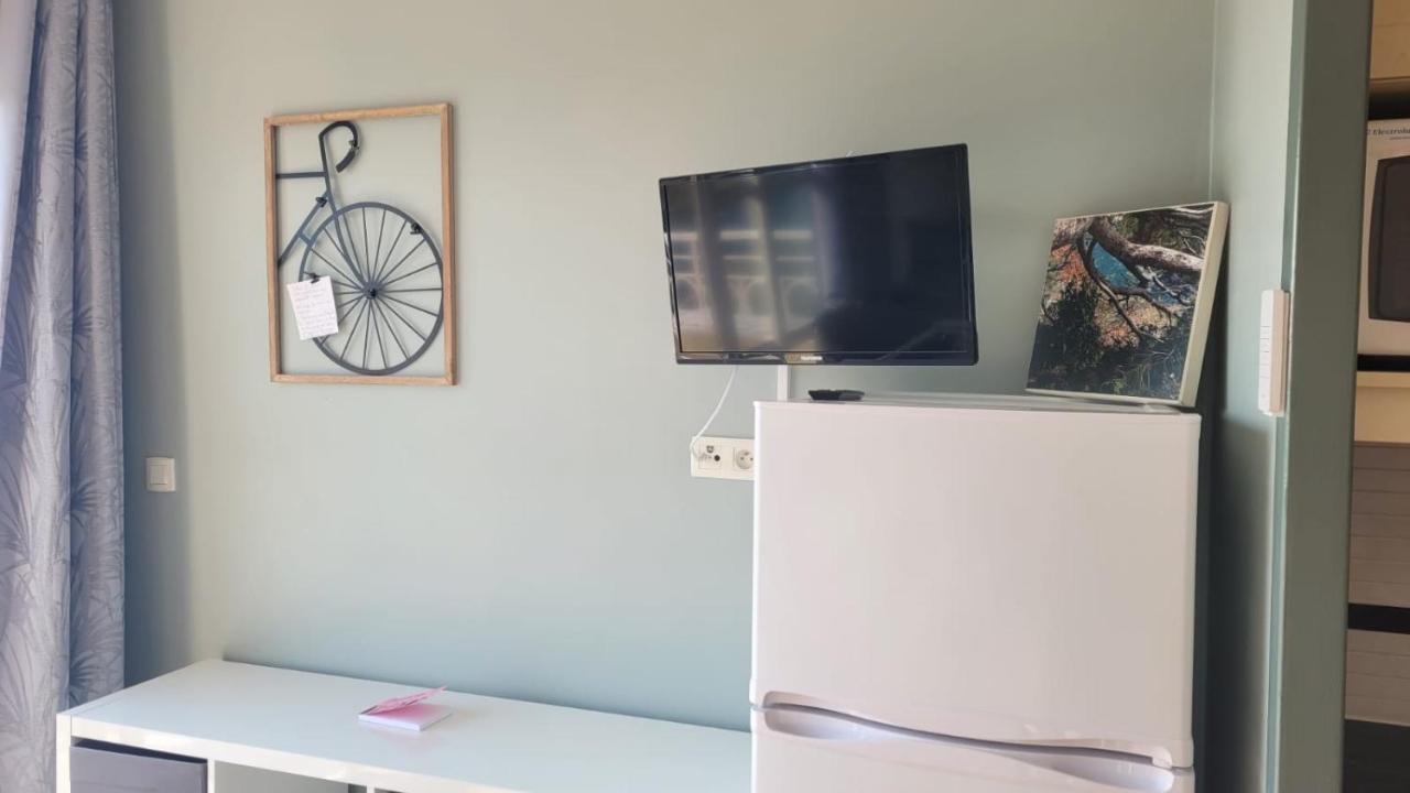 Superbe Appartement Avec Vue Mer Et Piscine Saint-Raphael  Bagian luar foto